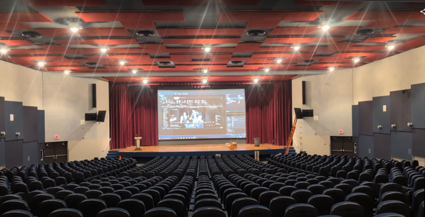 Large Presentation Space - Projection